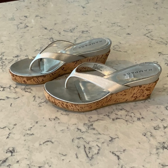 Rampage silver platform flip flop, size 8.5. - Picture 1 of 2